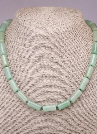 Бусы из натурального камня нефрит