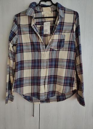 Новая рубашка h&m размер 34.
оригинал с официального сайта.