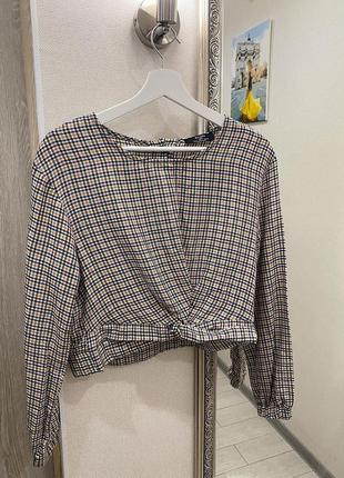 Bershka коротка сорочка