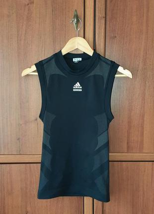 Чоловіча спортивна футболка adidas techfit