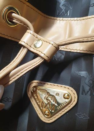 Дизайнерская сумка мешок maison mollerus сумка ведро тоут оригинал швейцария6 фото