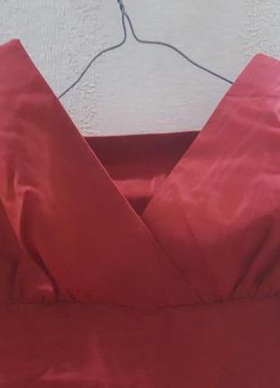 Красное платье с декоративным лифом4 фото