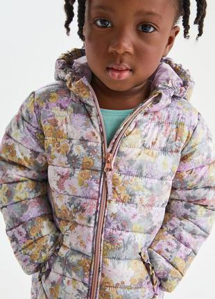 Дутая водоотталкивающая куртка с цветочным принтом (3 мес.-7 лет)