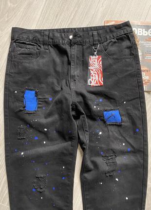 Яскраві стильні чорні джинси zara моми