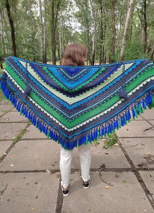 В'язана накидка-шаль. ручна робота