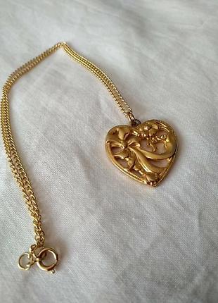 Цепочка чокер с кулоном сердце в золотом цвете3 фото