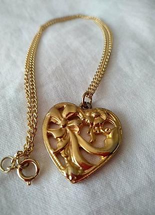 Цепочка чокер с кулоном сердце в золотом цвете4 фото
