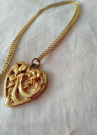 Цепочка чокер с кулоном сердце в золотом цвете5 фото