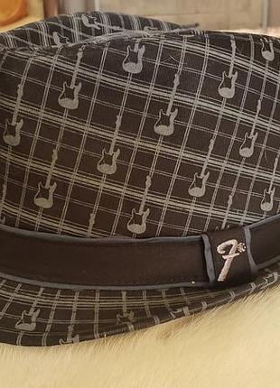 Кепка, капелюх , fender