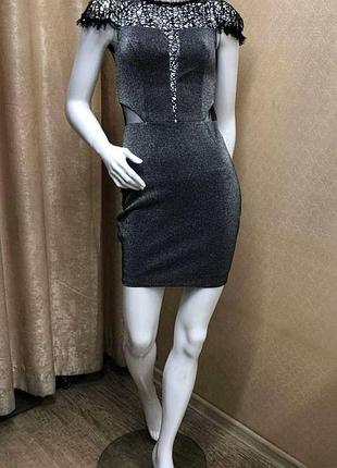 Элегантное платье