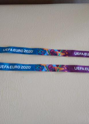 Фірмова стрічка з карабінами uefa euro 2020 для бейджика.