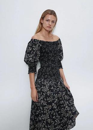 Zara сукня жіноча р. s
