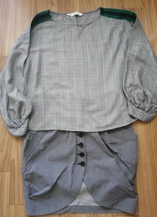 Классная брендовая кофточка.