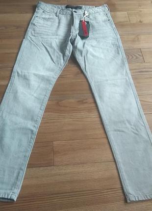 Джинси reserved slim 32/34