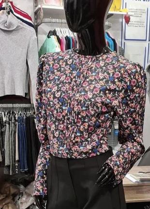 Блузка в цветочный принт4 фото