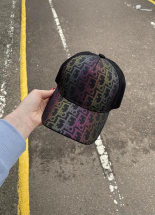 Кепка бейсболка жіноча чорна