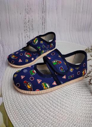 Тапочки для хлопчика в сад мокасини на липучці дитячі