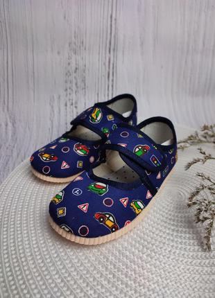 Тапочки для хлопчика в сад мокасини на липучці дитячі