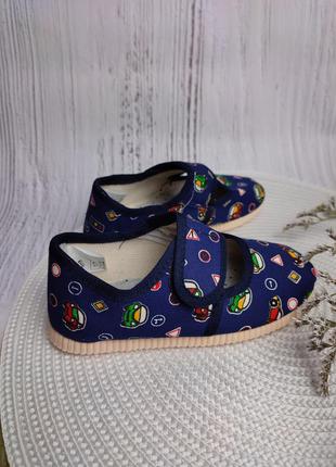 Тапочки для хлопчика в сад мокасини на липучці дитячі