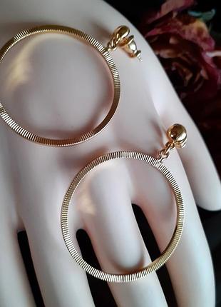 Monet вінтажні сережки-кільця позолочені сша