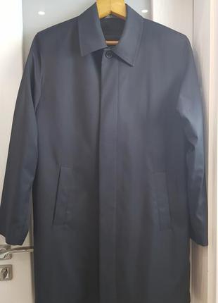 Чоловічий класичний плащ