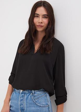 Блуза чёрная свободного покроя, с чокером оверсайз yessica