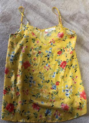 Майка в бельевом стиле