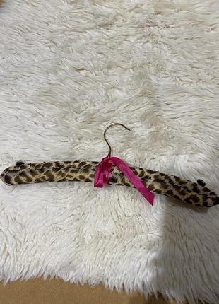 Вешалка)) вешалка для одежды леопардовая)))винтажная вешалка