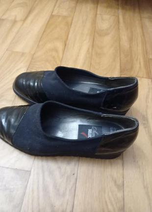 Импортние  черние туфли