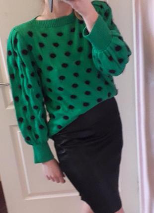 Светр зелений горох чорний, об'ємні плечі й рукави диміти, великі рукави, горошок