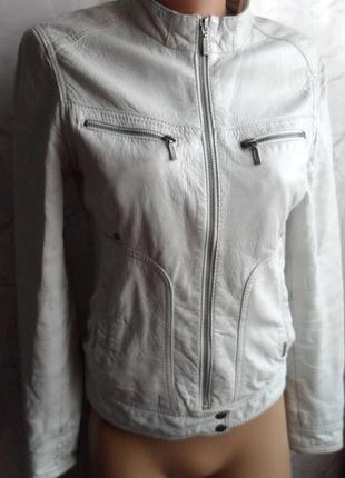 Курточка біла 100%мега м'яка шкіра