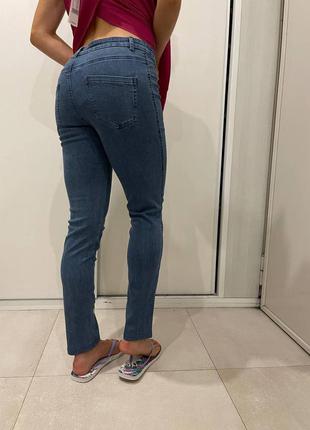 Нові джинси calzedonia i hello kitty skinny стрейч з нашивками5 фото