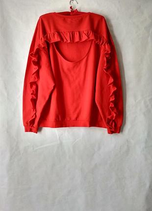 Свитшот фирмы boohoo