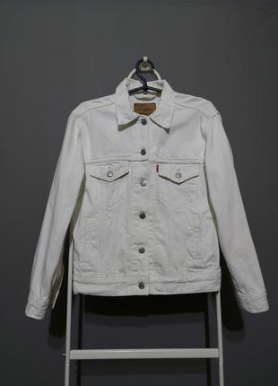 Курточка levis, оригинал, стильная, плотная ткань, винтаж