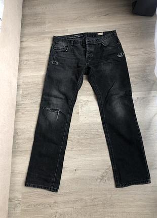 Джинсы серые рванные colins