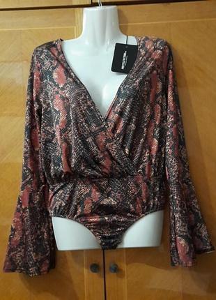 Брендовый нлвый боди змеиный принт р.10 от pretty littlet hing