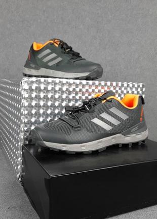 Чоловічі осінні кросівки сірі з помаранчевим adidas terrex 375🆕утеплені адідас терекс🆕5 фото