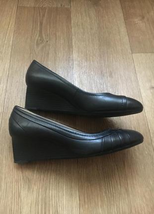 Чёрные классические удобные кожаные туфли туфельки натуральные размер 39 406 фото