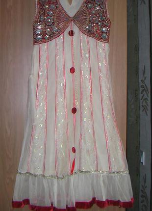Индийский костюм  восточная красавица.2 фото