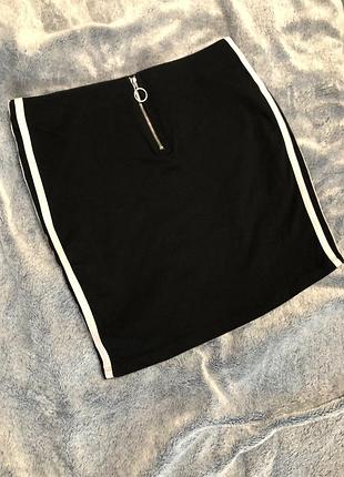 Стильна спідниця, спідничка, спідниця new look