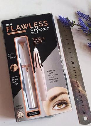 Триммер, бритва для бровей flawless, работает от батареек, (есть в комплекте)