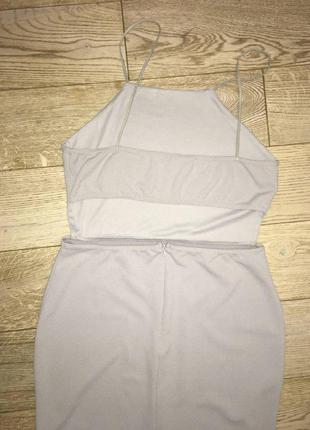 Платье с открытой спиной