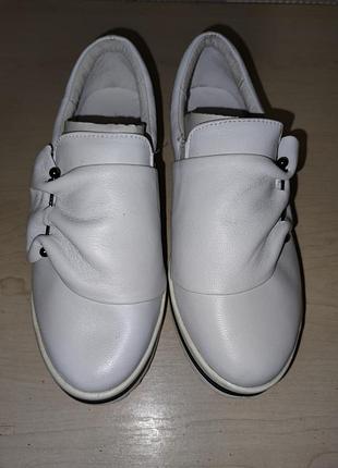 Лоферы, кеды, туфли