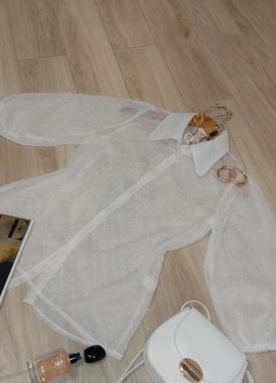 Красива блуза базова