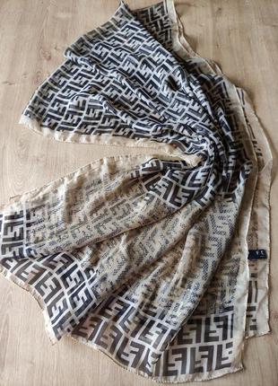 Шикарный женский шёлковый шарф палантин  fendi.  италия.оригинал. 100% шёлк.