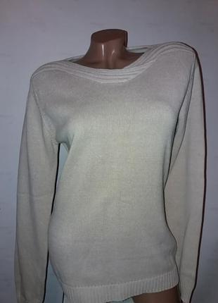 Жіночий светр