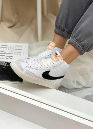 Кросівки жіночі nike blazer mid vintage '77 white9 фото