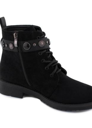 Стильные черные замшевые осенние деми ботинки низкий ход короткие с ремешком4 фото