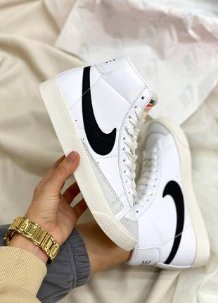 Кросівки чоловічі nike blazer mid vintage '77 white