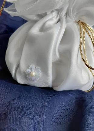 Сумка кисет атласная свадебная сумочка для невесты клатч атласный на золотистом шнурке8 фото